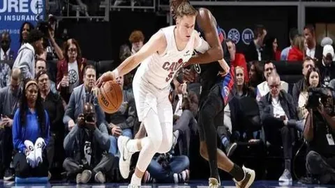 西甲主席担忧皇马连续赛事：NBA式高密度赛程或引发球员伤病